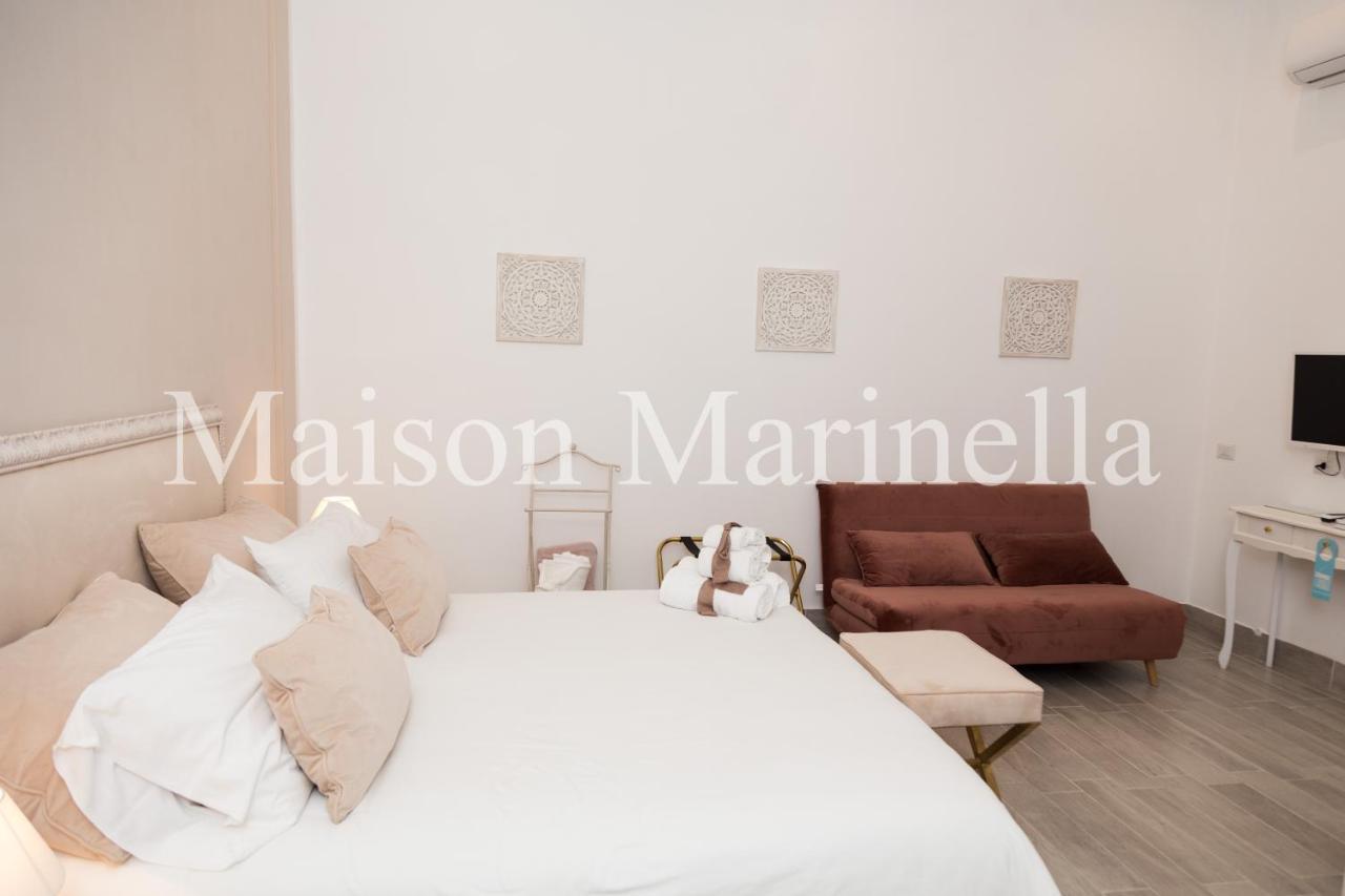 Maison M Napoli Boutique Rooms Exterior photo