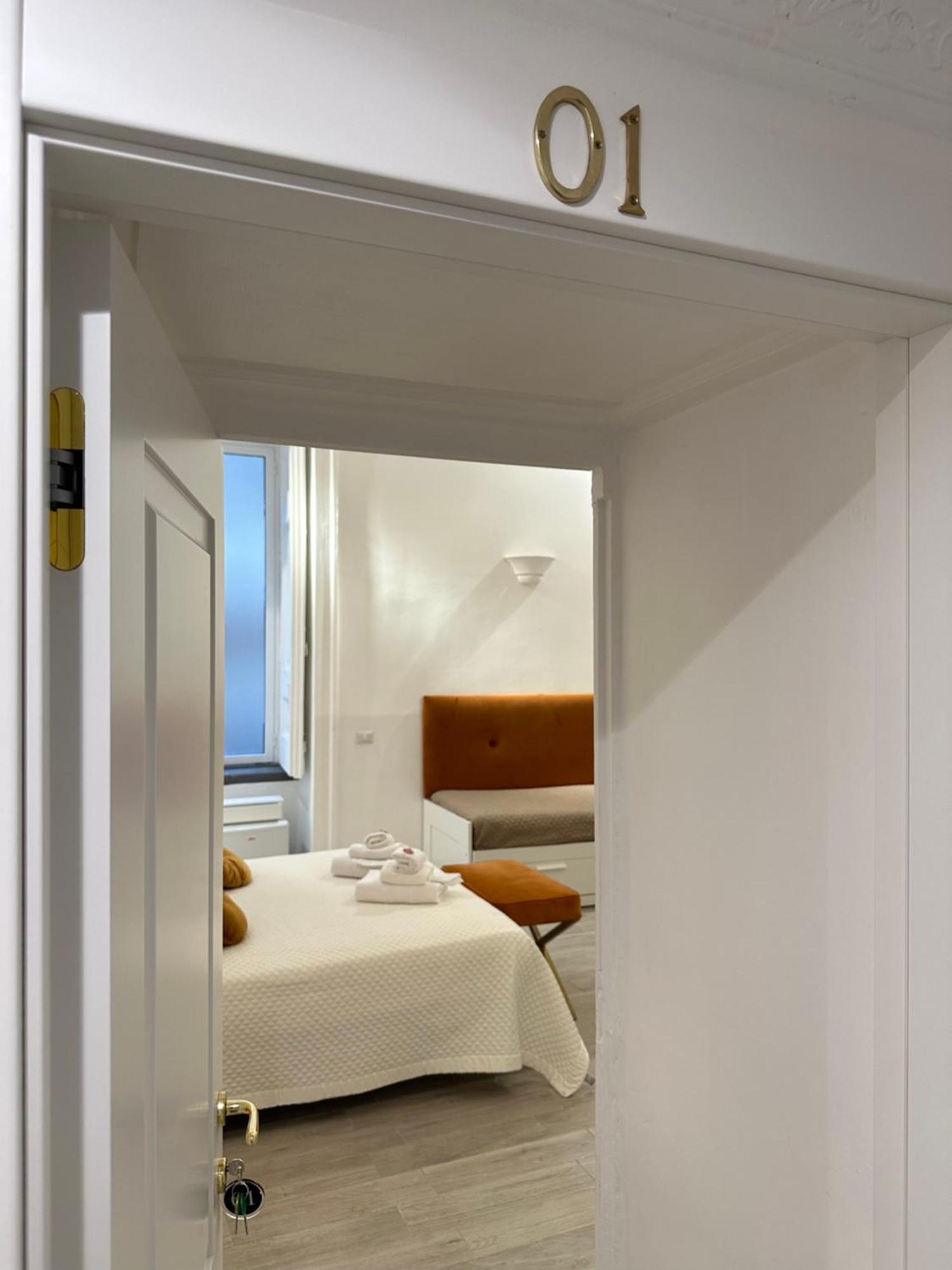 Maison M Napoli Boutique Rooms Exterior photo