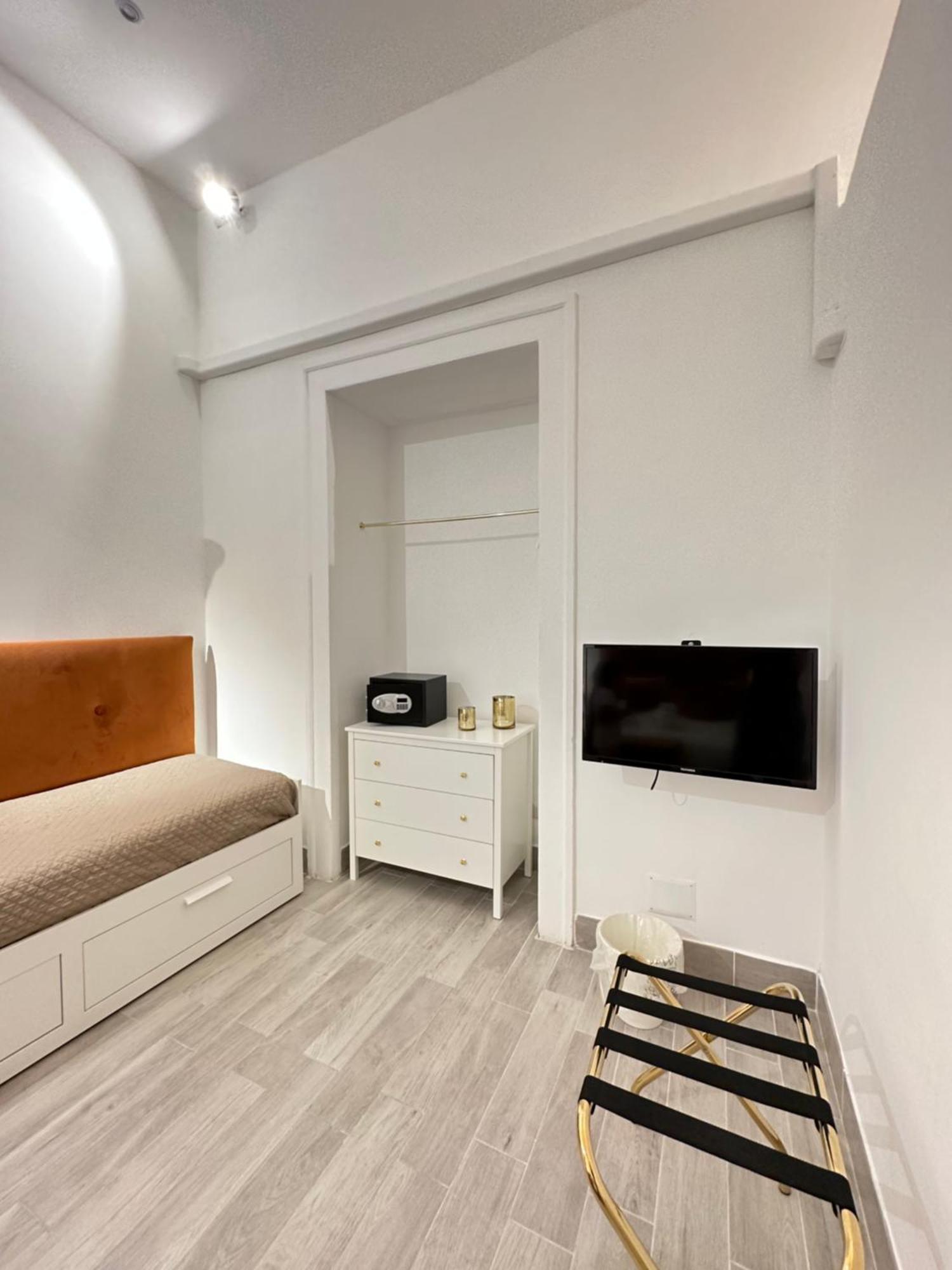 Maison M Napoli Boutique Rooms Exterior photo
